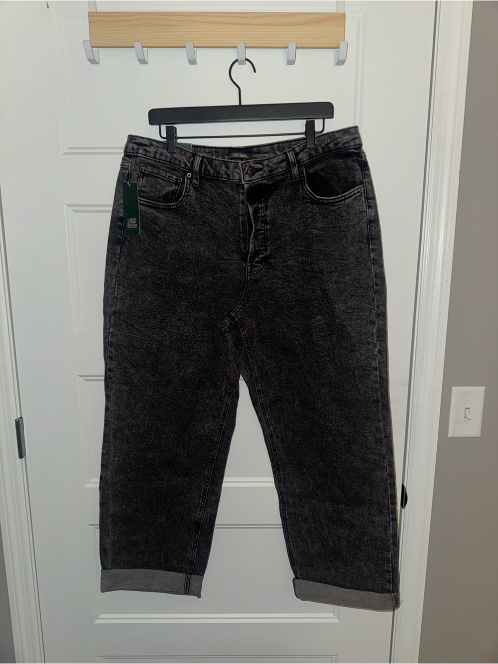 Black Acid-Wash Jeans